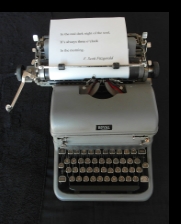 Royal Typewriter - Edward Bear